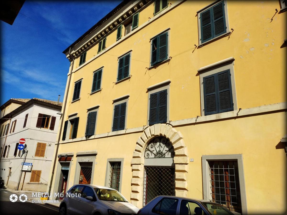 Colle Dei Lauri Bed and Breakfast Loreto Exteriör bild